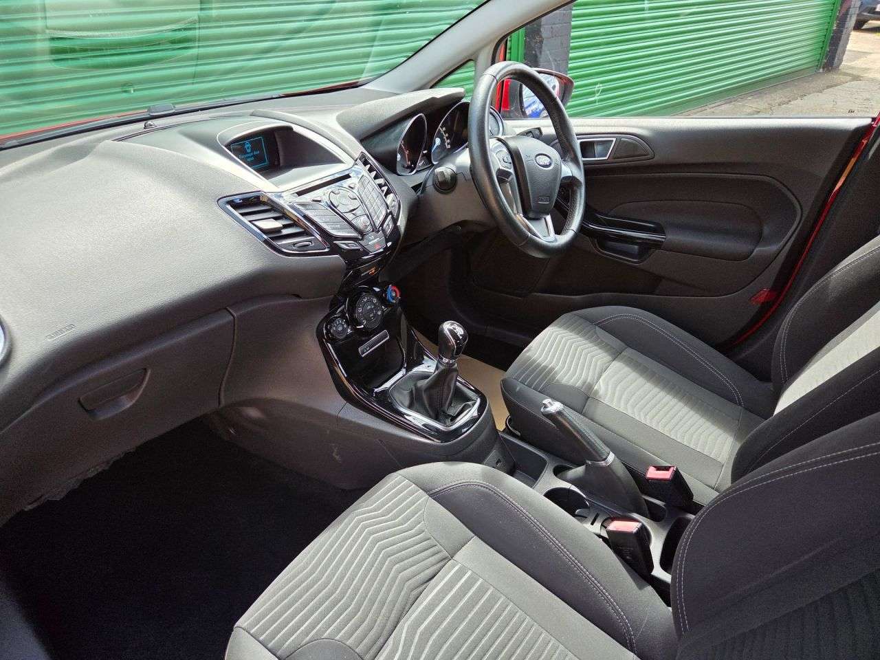 2015 FORD FIESTA 2015 FORD FIESTA