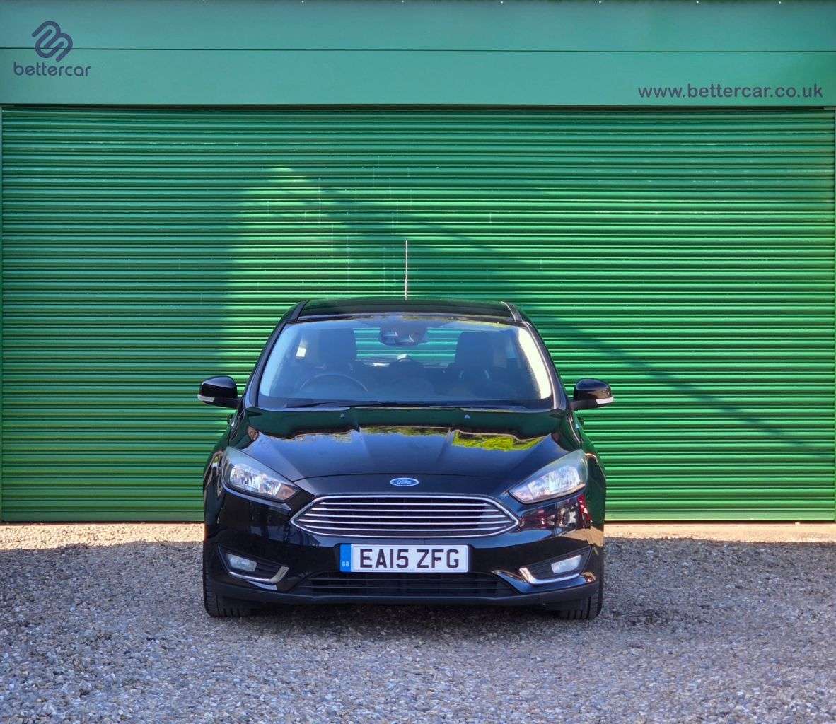A 2015 FORD FOCUS 1.0T EcoBoost Titanium Hatchback 5dr Petrol Manual Euro 6 (s/s) (125 ps) LO A 2015 FORD FOCUS 1.0T EcoBoost Titanium Hatchback 5dr Petrol Manual Euro 6 (s/s) (125 ps) LO