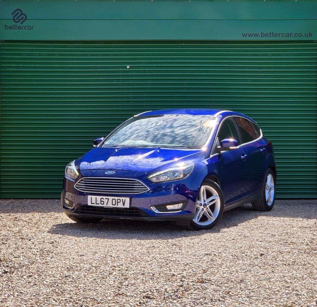 A 2017 FORD FOCUS 1.0T EcoBoost Titanium Hatchback 5dr Petrol Manual Euro 6 (s/s) (100 ps) JU A 2017 FORD FOCUS 1.0T EcoBoost Titanium Hatchback 5dr Petrol Manual Euro 6 (s/s) (100 ps) JU