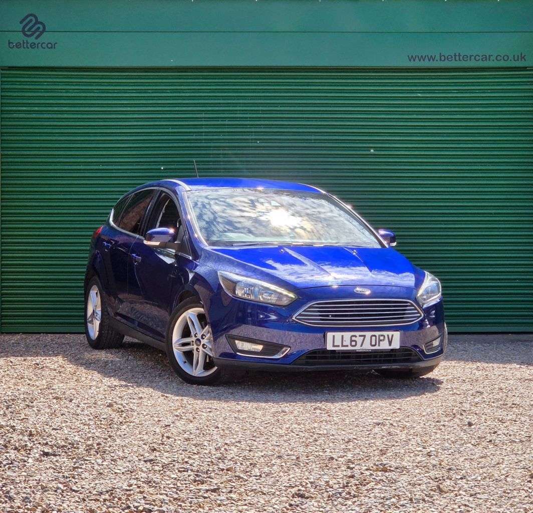 A 2017 FORD FOCUS 1.0T EcoBoost Titanium Hatchback 5dr Petrol Manual Euro 6 (s/s) (100 ps) JU A 2017 FORD FOCUS 1.0T EcoBoost Titanium Hatchback 5dr Petrol Manual Euro 6 (s/s) (100 ps) JU