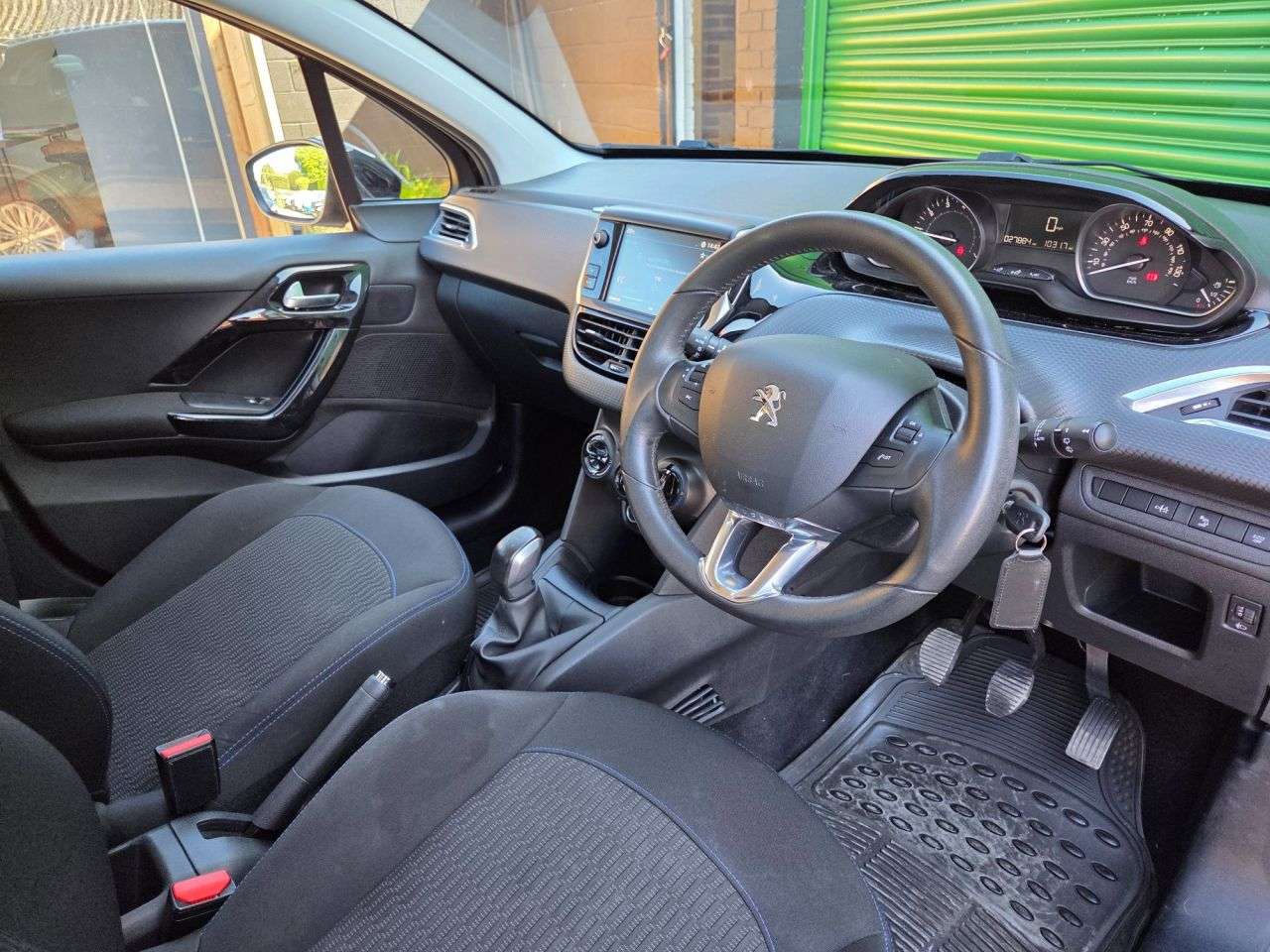 2018 PEUGEOT 208 2018 PEUGEOT 208