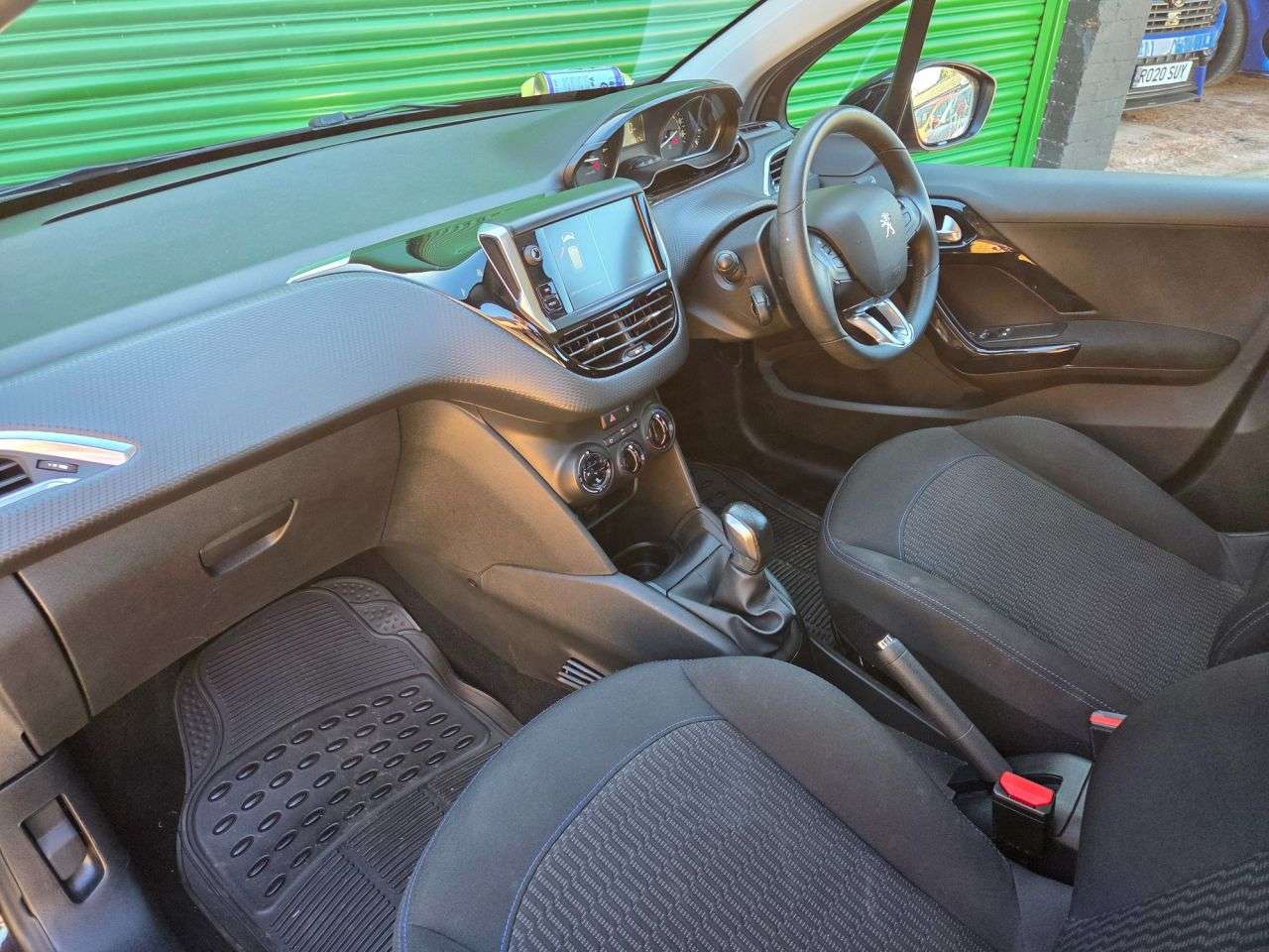 2018 PEUGEOT 208 2018 PEUGEOT 208