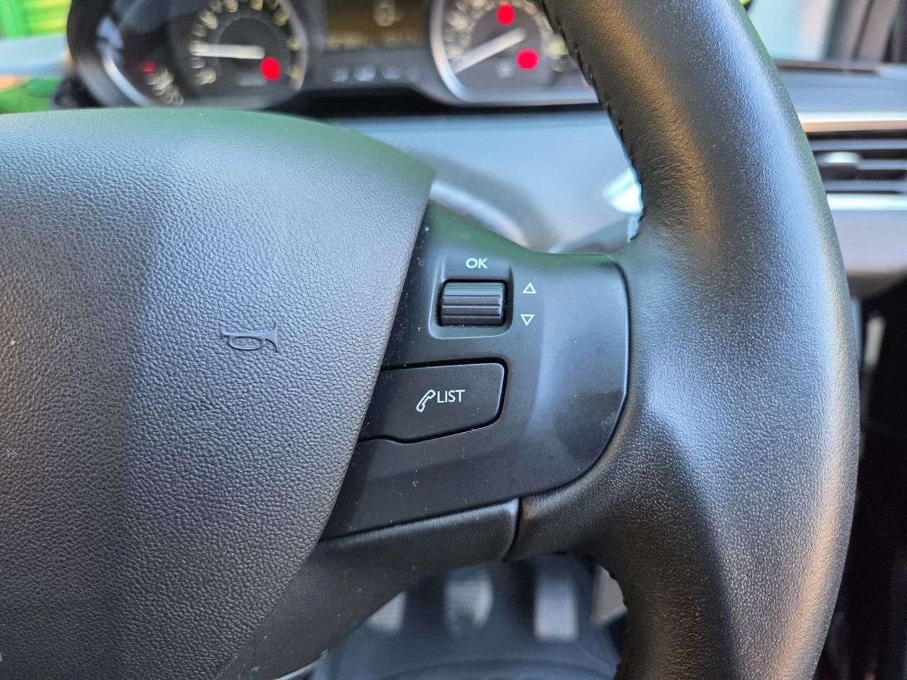 2018 PEUGEOT 208 2018 PEUGEOT 208