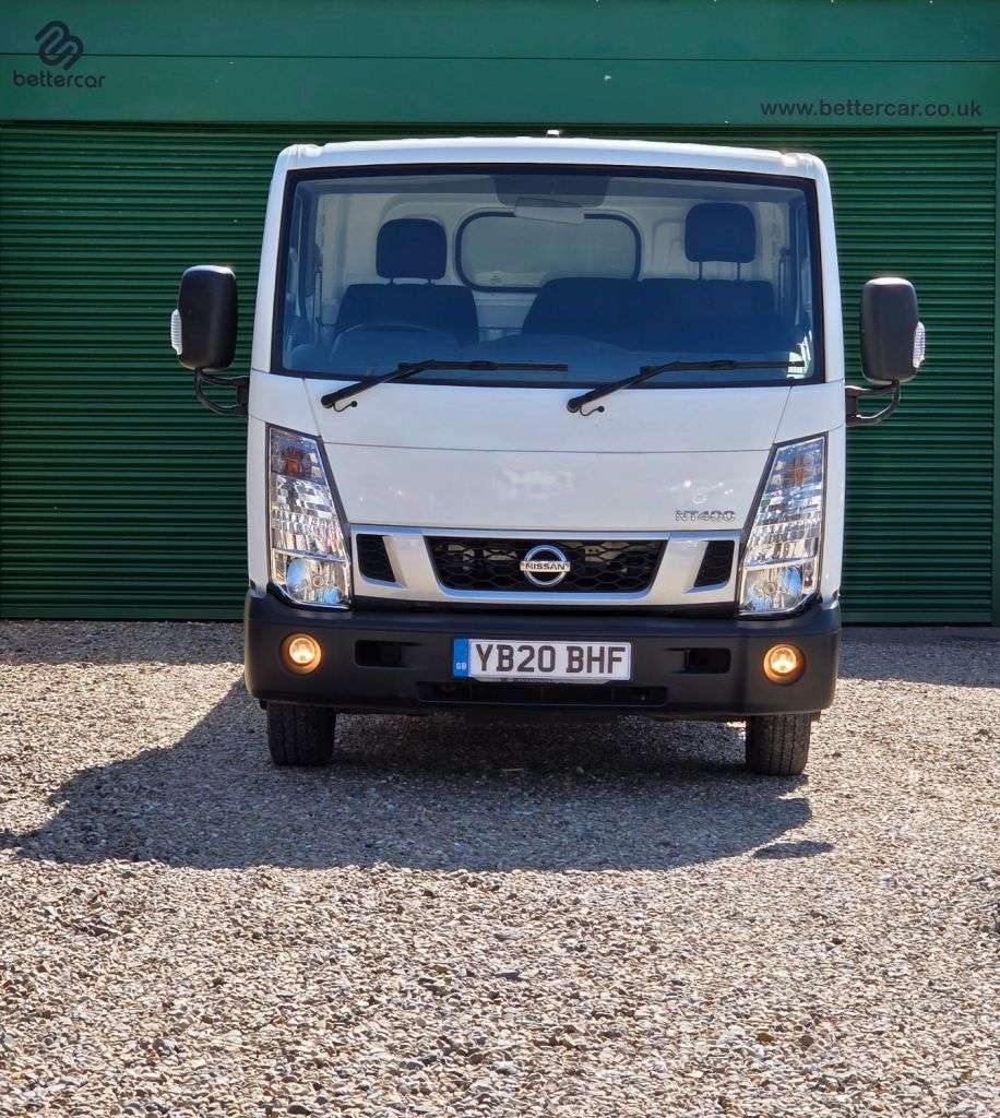 A 2020 NISSAN NT400 CABSTAR 3.0 dCi 35.13 Dropside 2dr Diesel Manual L2 Euro 6 (130 ps) REAR LOCK BOX+N A 2020 NISSAN NT400 CABSTAR 3.0 dCi 35.13 Dropside 2dr Diesel Manual L2 Euro 6 (130 ps) REAR LOCK BOX+N
