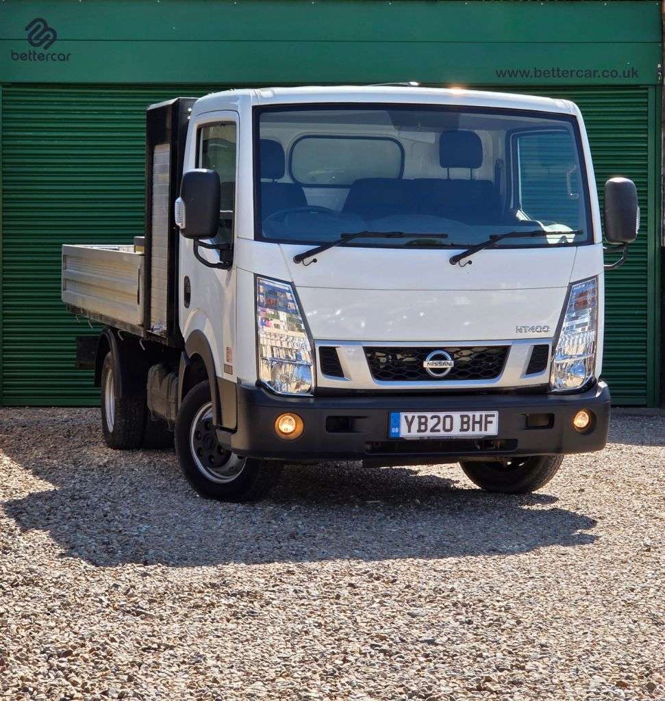 A 2020 NISSAN NT400 CABSTAR 3.0 dCi 35.13 Dropside 2dr Diesel Manual L2 Euro 6 (130 ps) REAR LOCK BOX+N A 2020 NISSAN NT400 CABSTAR 3.0 dCi 35.13 Dropside 2dr Diesel Manual L2 Euro 6 (130 ps) REAR LOCK BOX+N