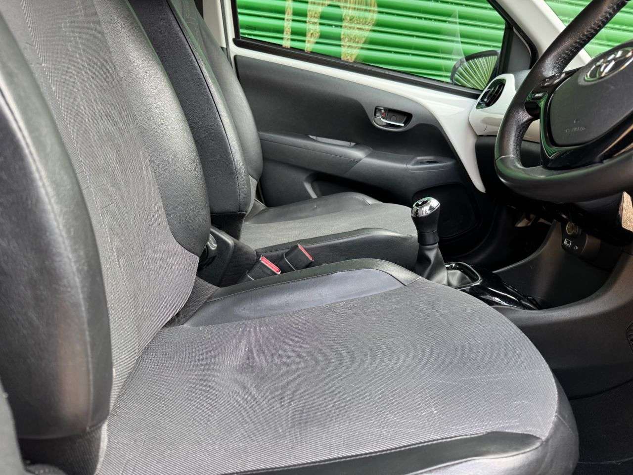 2016 TOYOTA AYGO 2016 TOYOTA AYGO