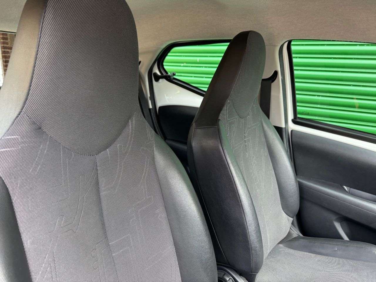 2016 TOYOTA AYGO 2016 TOYOTA AYGO