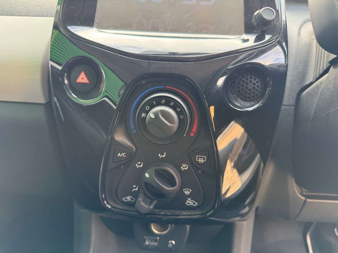 2016 TOYOTA AYGO 2016 TOYOTA AYGO