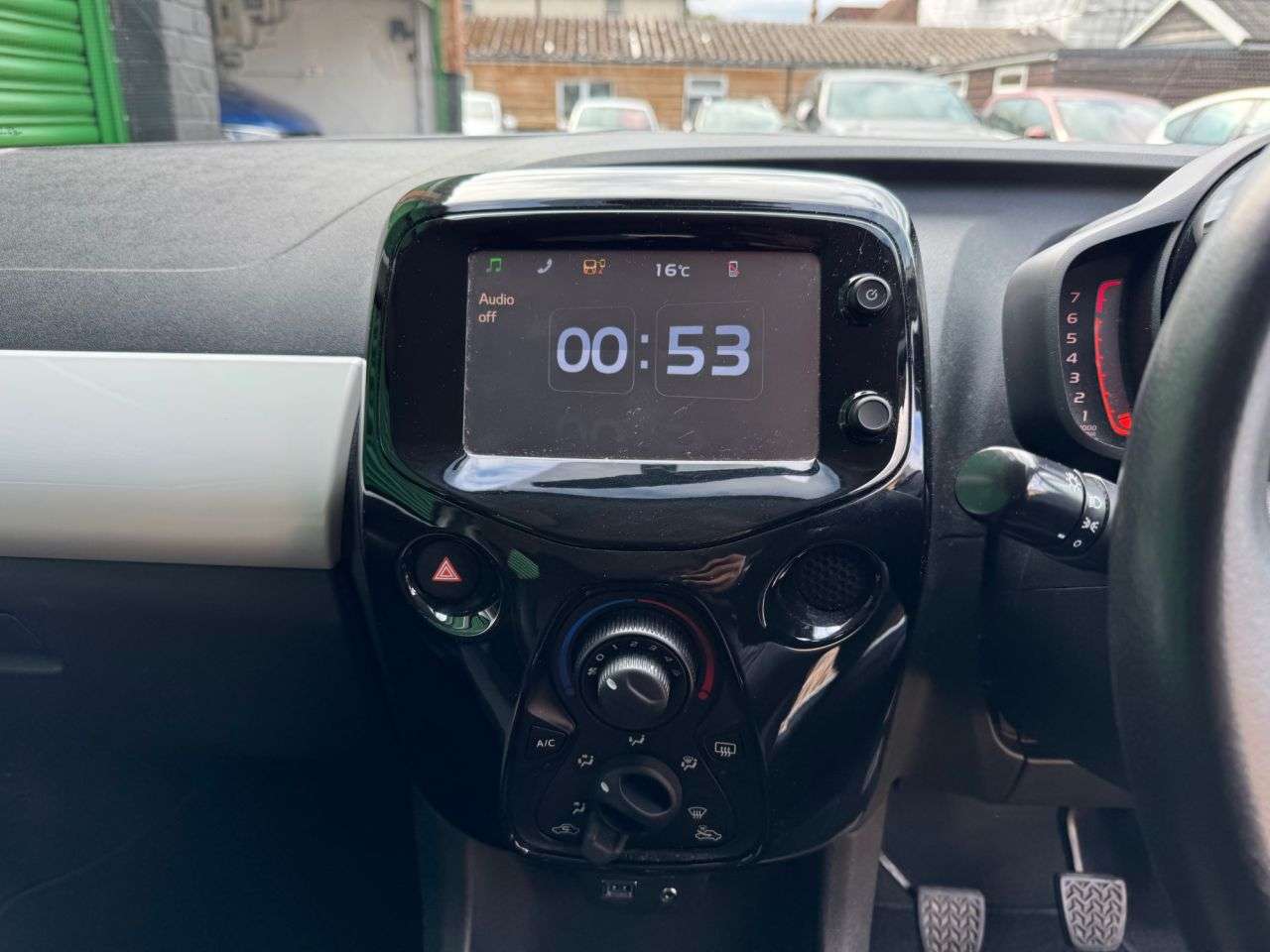 2016 TOYOTA AYGO 2016 TOYOTA AYGO