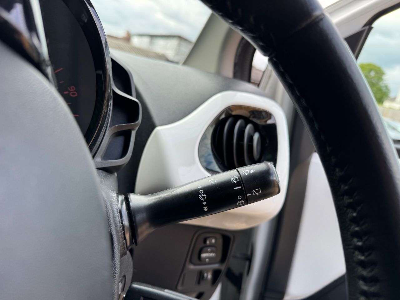 2016 TOYOTA AYGO 2016 TOYOTA AYGO