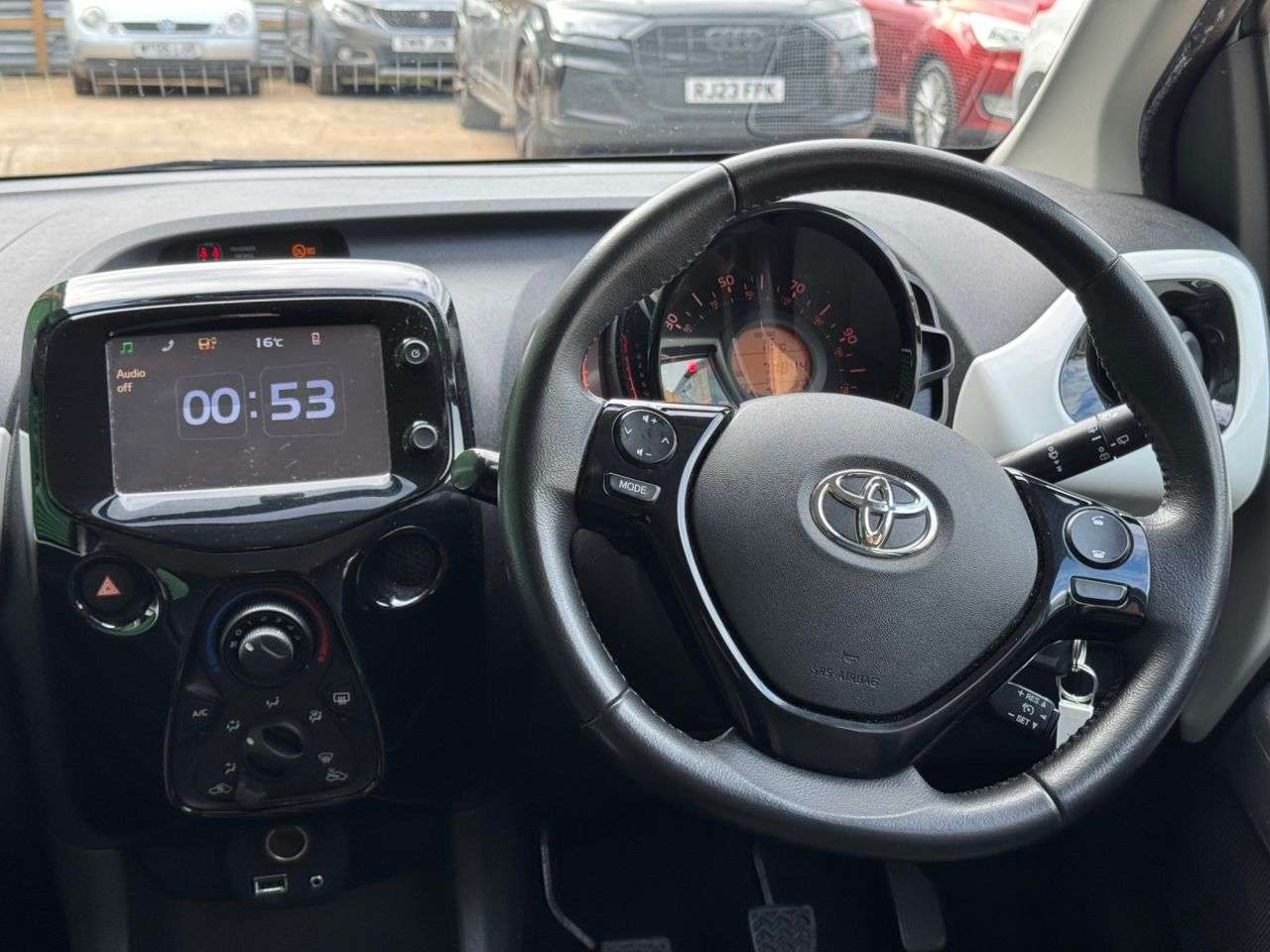 2016 TOYOTA AYGO 2016 TOYOTA AYGO