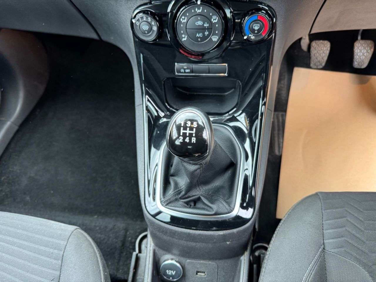 2016 FORD FIESTA 2016 FORD FIESTA