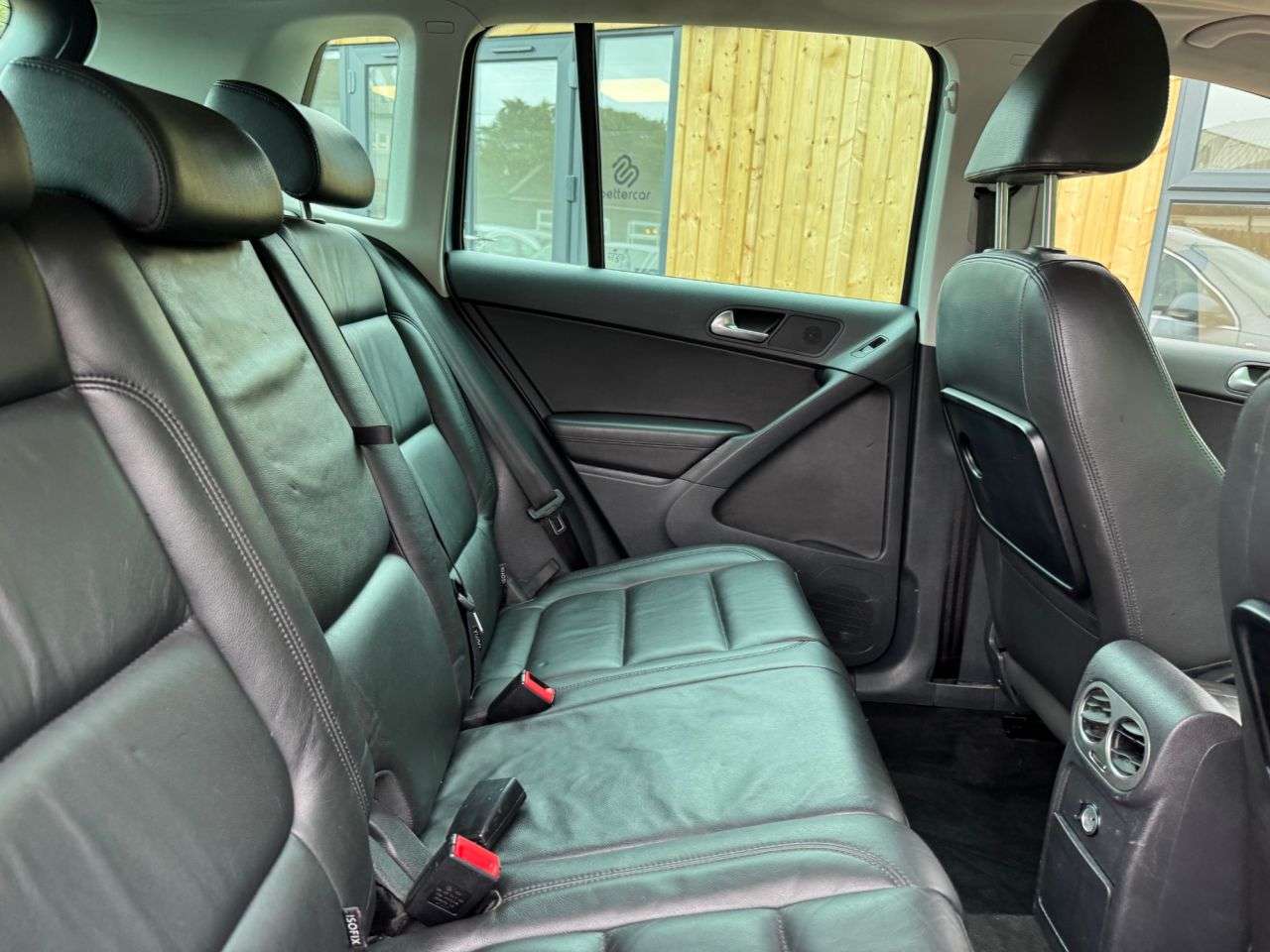 2010 VOLKSWAGEN TIGUAN 2010 VOLKSWAGEN TIGUAN