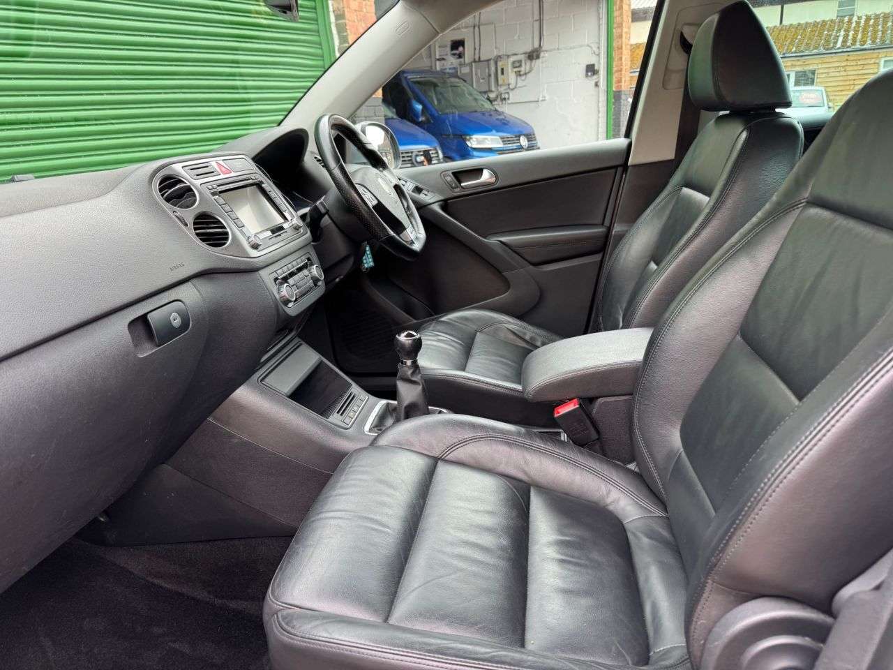 2010 VOLKSWAGEN TIGUAN 2010 VOLKSWAGEN TIGUAN