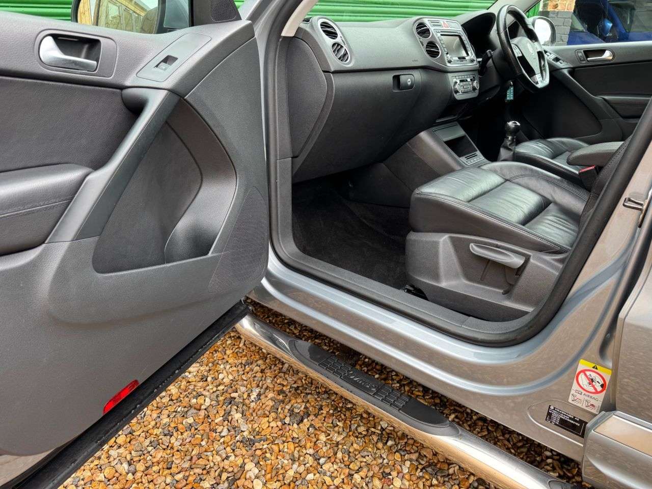 2010 VOLKSWAGEN TIGUAN 2010 VOLKSWAGEN TIGUAN