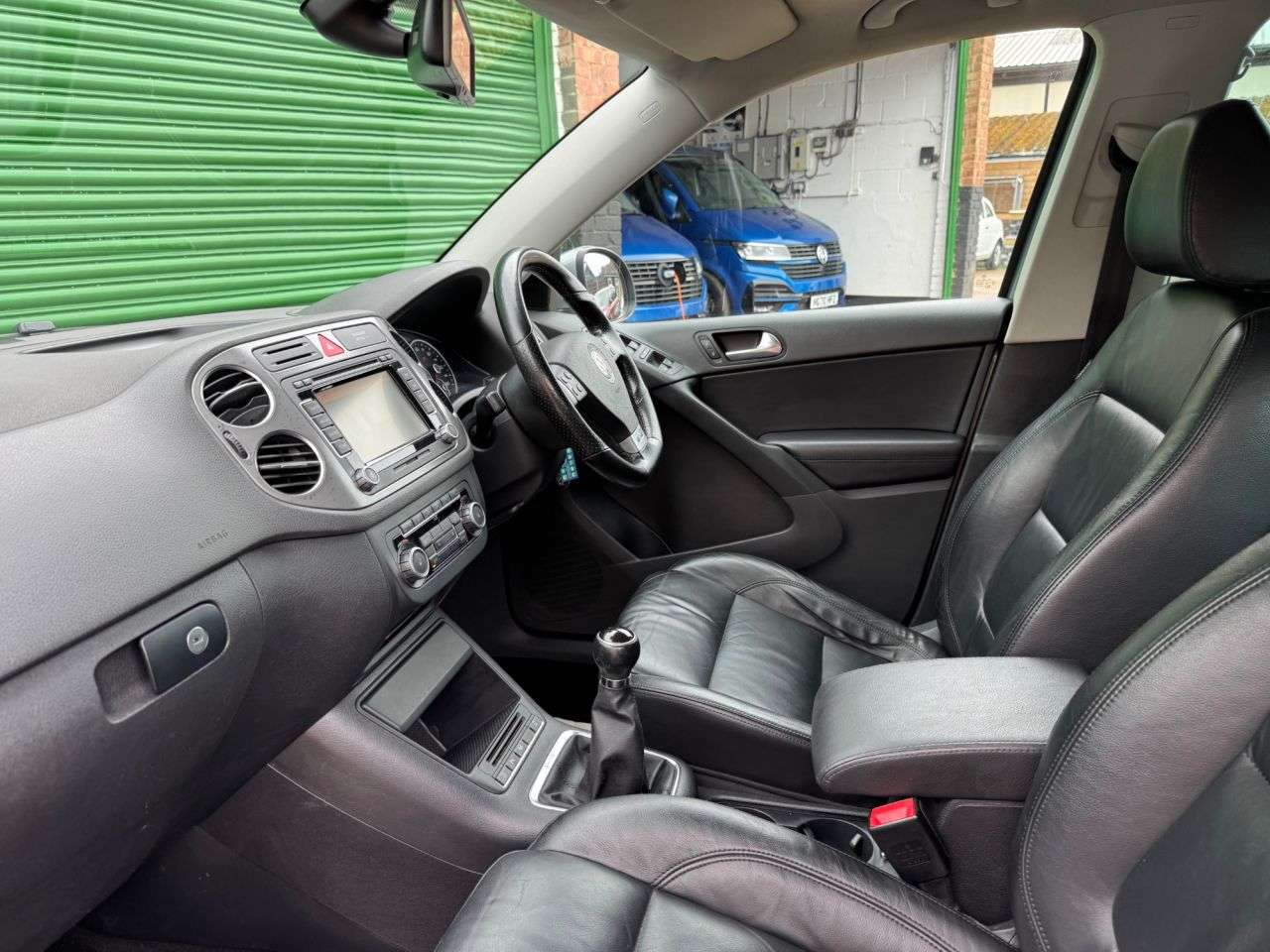 2010 VOLKSWAGEN TIGUAN 2010 VOLKSWAGEN TIGUAN