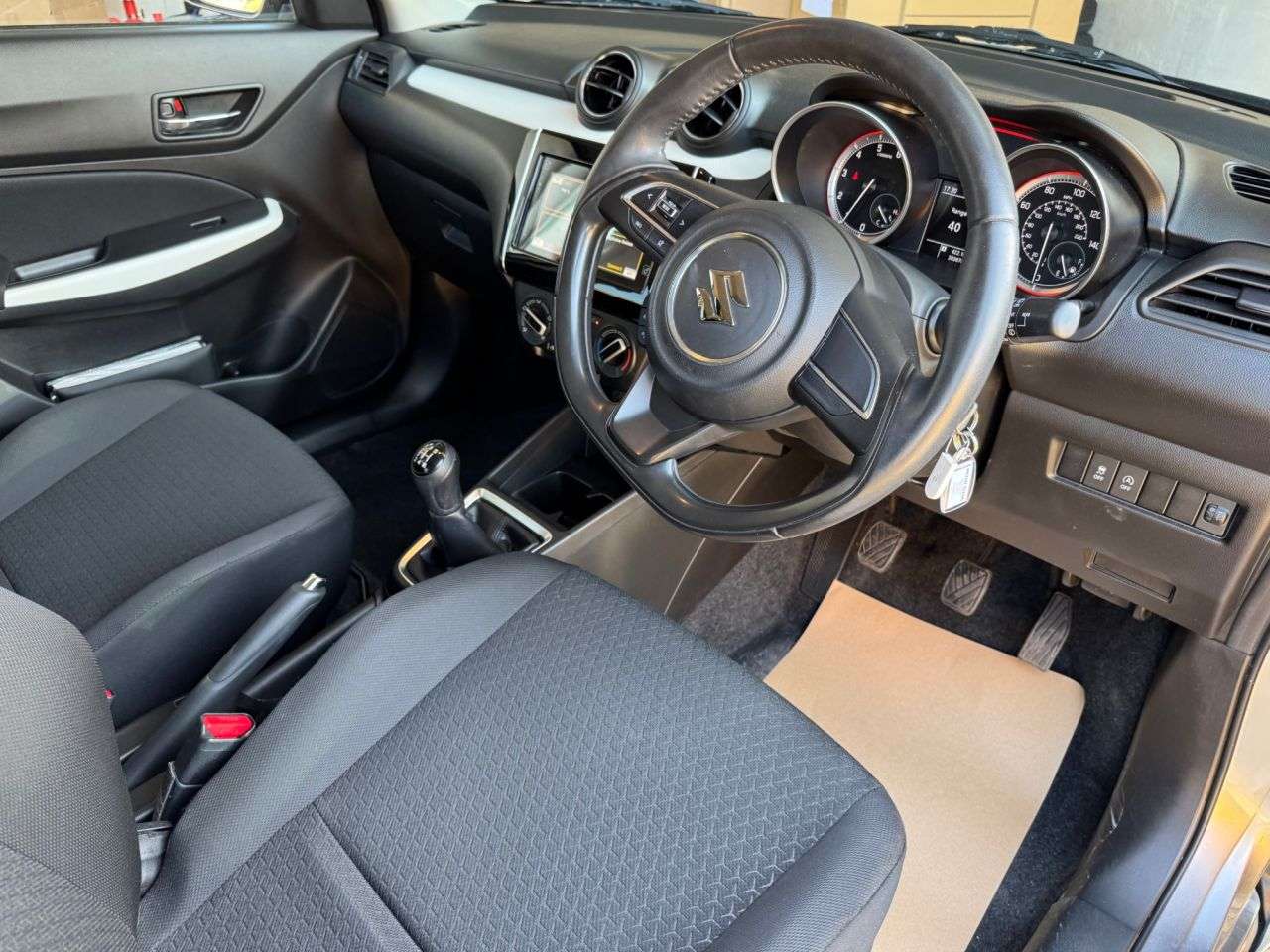 2020 SUZUKI SWIFT 2020 SUZUKI SWIFT