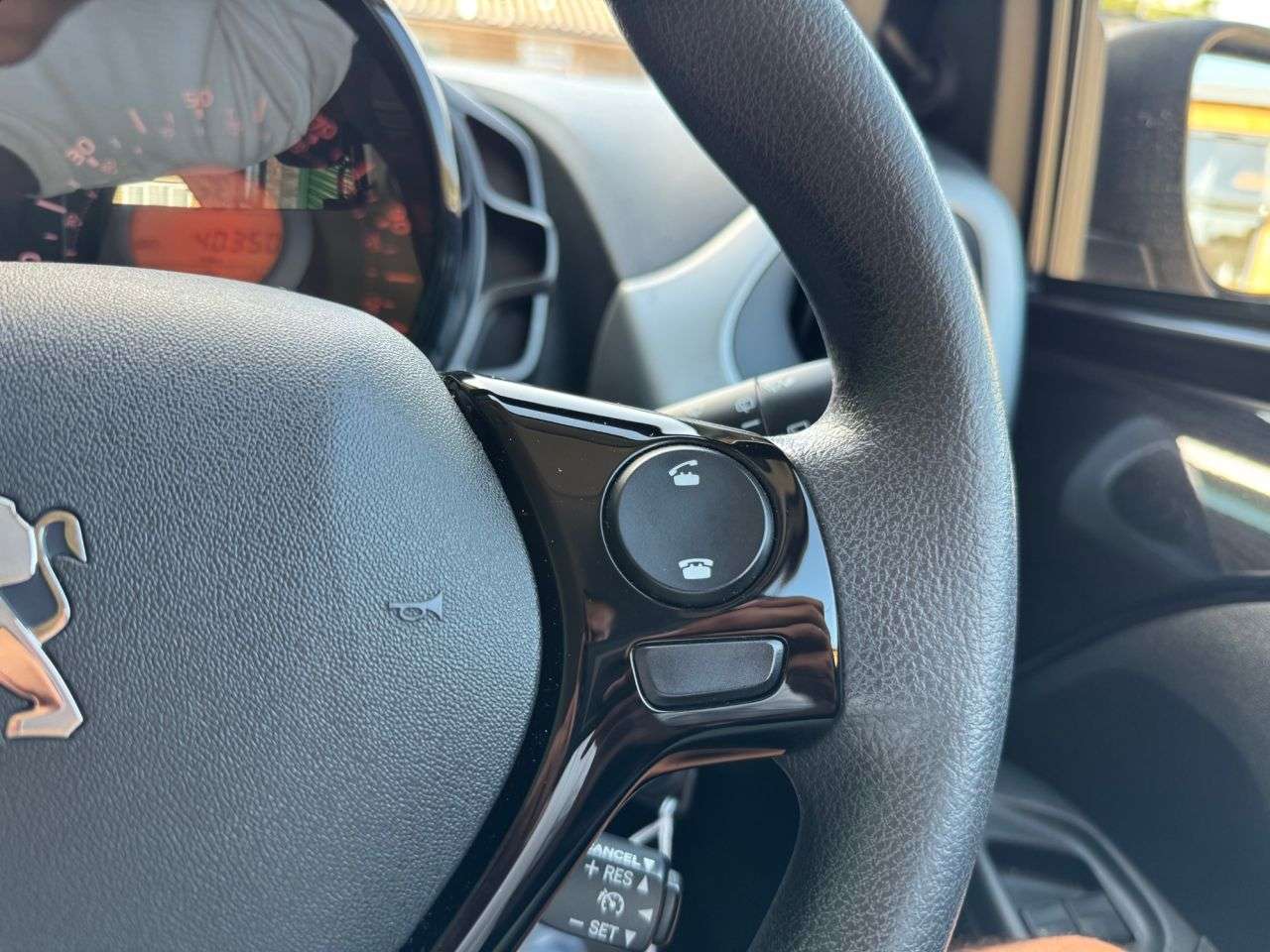 2018 PEUGEOT 108 2018 PEUGEOT 108