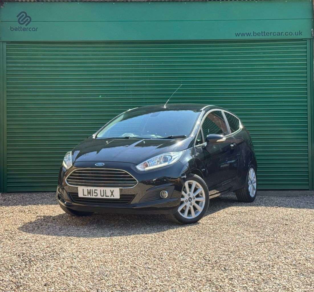 A 2015 FORD FIESTA 1.0T EcoBoost Titanium Hatchback 3dr Petrol Manual Euro 6 (s/s) (100 ps) CR A 2015 FORD FIESTA 1.0T EcoBoost Titanium Hatchback 3dr Petrol Manual Euro 6 (s/s) (100 ps) CR