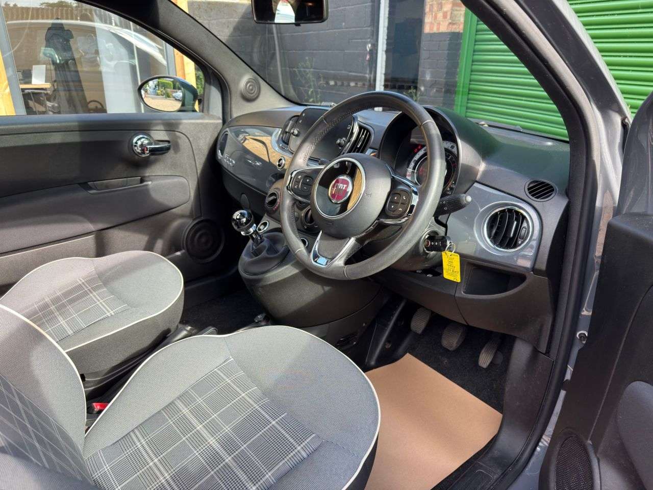 2020 FIAT 500 2020 FIAT 500