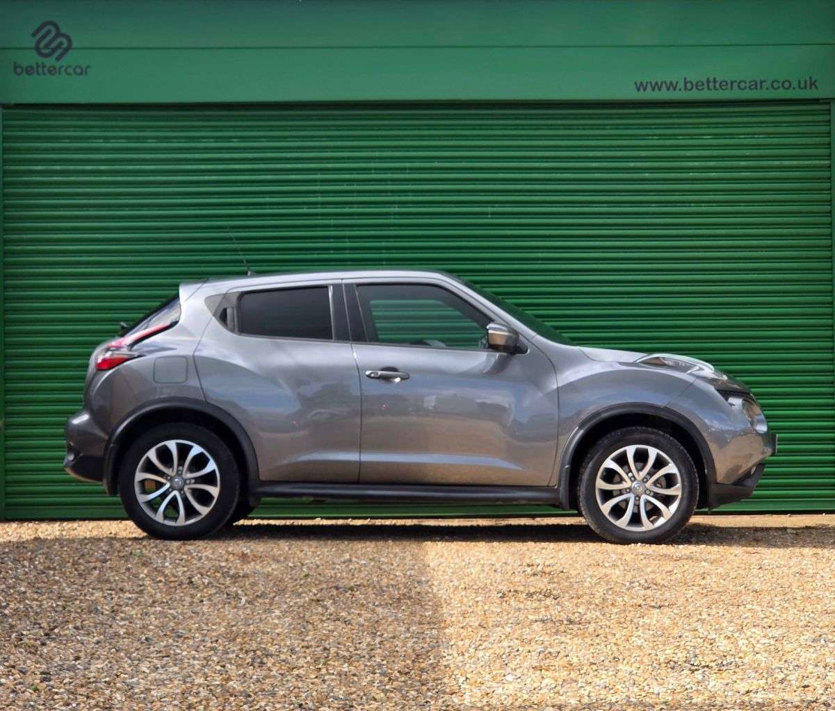 A 2018 NISSAN JUKE 1.2 DIG-T Tekna SUV 5dr Petrol Manual Euro 6 (s/s) (115 ps) Full Leather In A 2018 NISSAN JUKE 1.2 DIG-T Tekna SUV 5dr Petrol Manual Euro 6 (s/s) (115 ps) Full Leather In