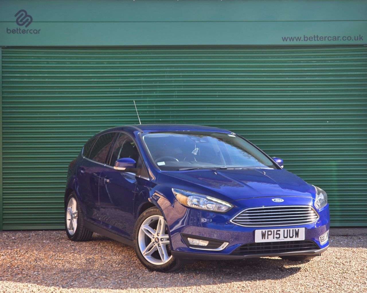 A 2015 FORD FOCUS 1.0T EcoBoost Titanium Hatchback 5dr Petrol Manual Euro 6 (s/s) (125 ps) RE A 2015 FORD FOCUS 1.0T EcoBoost Titanium Hatchback 5dr Petrol Manual Euro 6 (s/s) (125 ps) RE