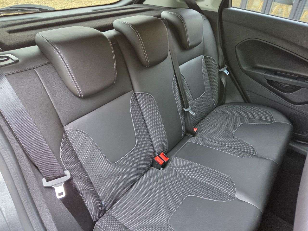 2016 FORD FIESTA 2016 FORD FIESTA