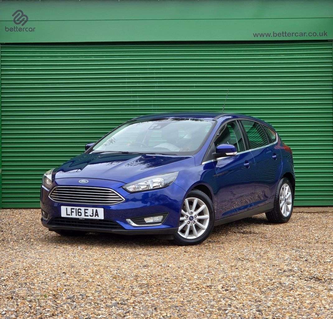 A 2016 FORD FOCUS 1.0T EcoBoost Titanium Hatchback 5dr Petrol Manual Euro 6 (s/s) (125 ps) CR A 2016 FORD FOCUS 1.0T EcoBoost Titanium Hatchback 5dr Petrol Manual Euro 6 (s/s) (125 ps) CR