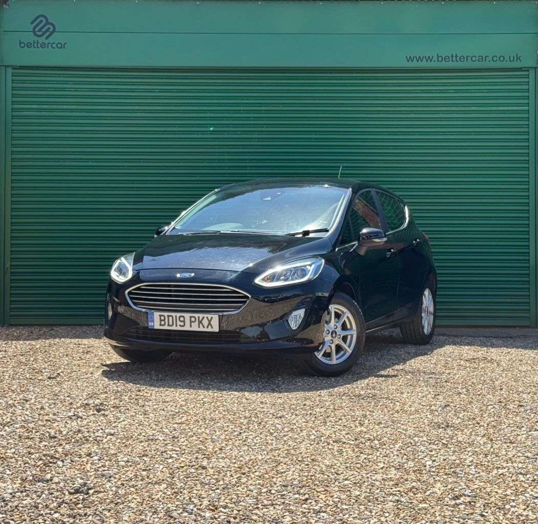 A 2019 FORD FIESTA 1.1 Ti-VCT Zetec Hatchback 5dr Petrol Manual Euro 6 (s/s) (85 ps) Apple Car A 2019 FORD FIESTA 1.1 Ti-VCT Zetec Hatchback 5dr Petrol Manual Euro 6 (s/s) (85 ps) Apple Car