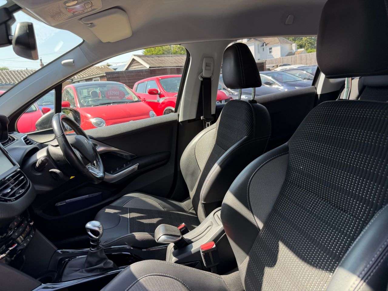 2019 PEUGEOT 2008 2019 PEUGEOT 2008