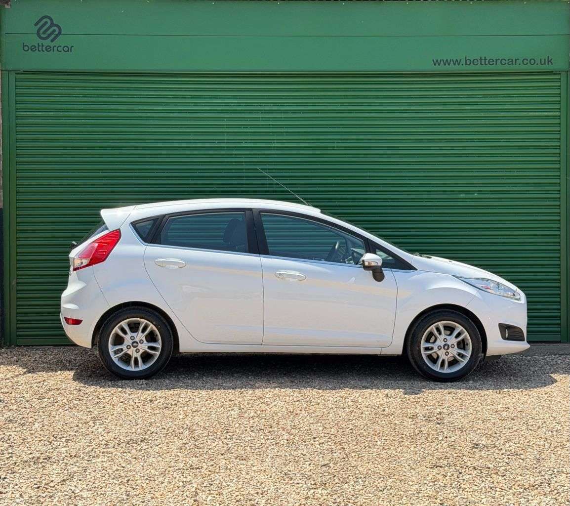 A 2017 FORD FIESTA 1.25 Zetec Hatchback 5dr Petrol Manual Euro 6 (82 ps) NON WETBELT MODEL A 2017 FORD FIESTA 1.25 Zetec Hatchback 5dr Petrol Manual Euro 6 (82 ps) NON WETBELT MODEL