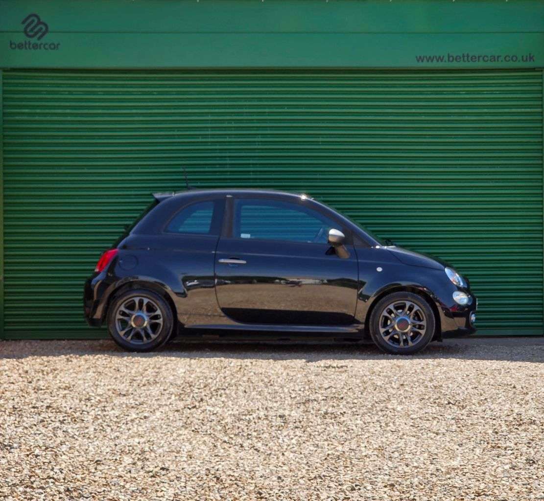 2021 FIAT 500 2021 FIAT 500