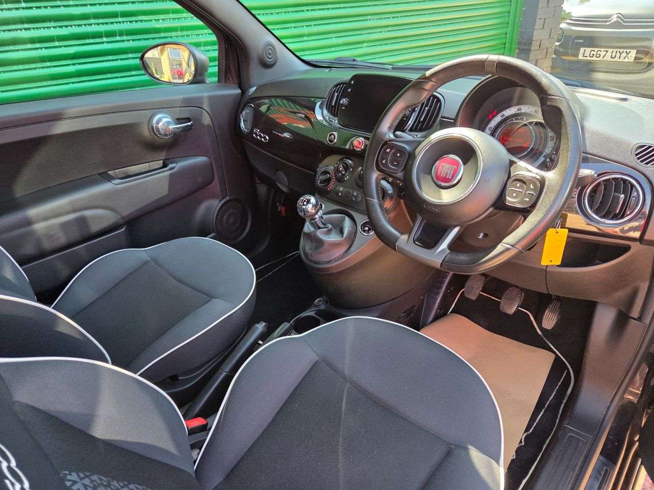 2021 FIAT 500 2021 FIAT 500