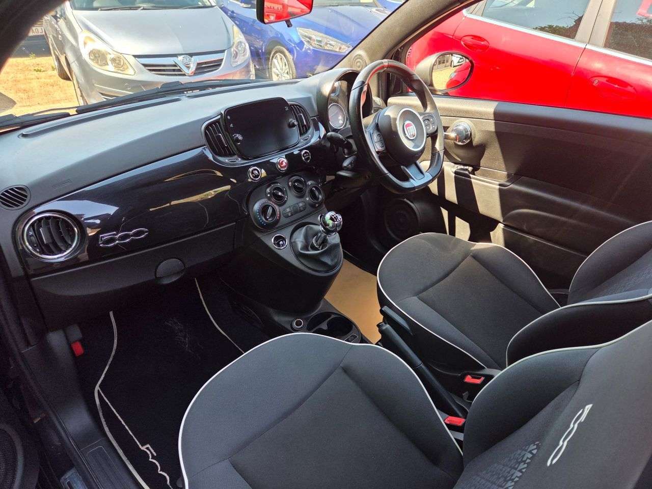 2021 FIAT 500 2021 FIAT 500