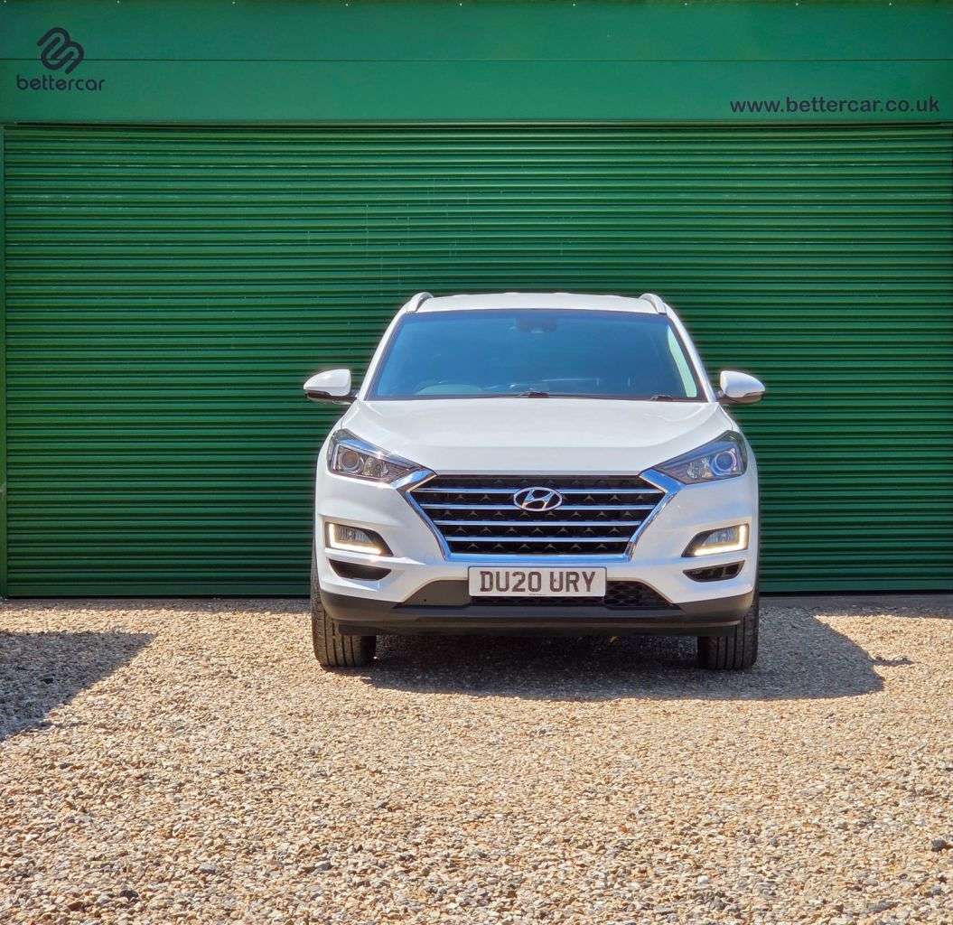 A 2020 HYUNDAI TUCSON 1.6 GDi SE Nav SUV 5dr Petrol Manual Euro 6 (s/s) (132 ps) AppleCarPlay, Re A 2020 HYUNDAI TUCSON 1.6 GDi SE Nav SUV 5dr Petrol Manual Euro 6 (s/s) (132 ps) AppleCarPlay, Re
