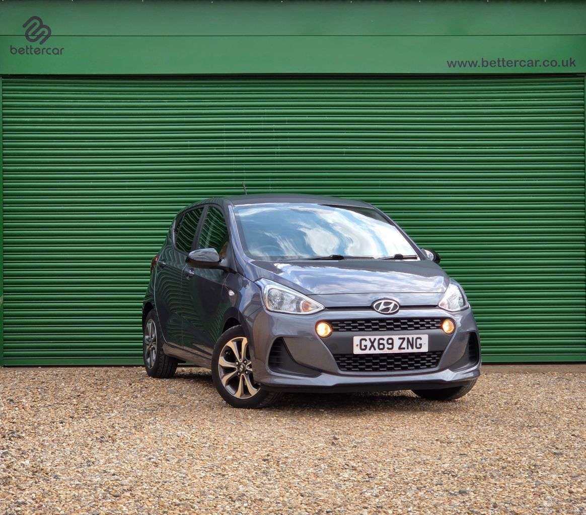 A 2019 HYUNDAI I10 1.0 Play Hatchback 5dr Petrol Manual Euro 6 (67 ps) Apple CarPlay, DAB & Sa A 2019 HYUNDAI I10 1.0 Play Hatchback 5dr Petrol Manual Euro 6 (67 ps) Apple CarPlay, DAB & Sa