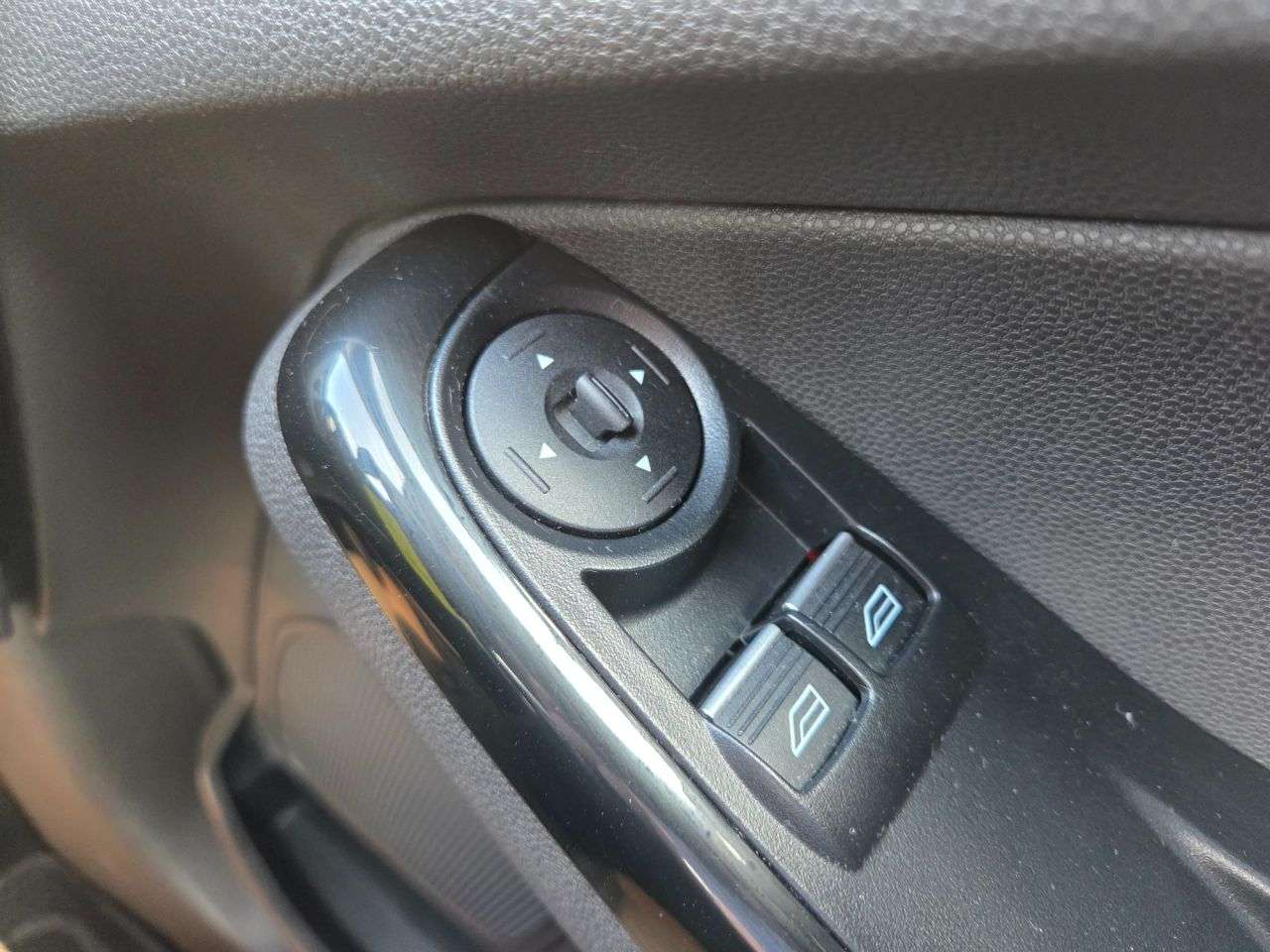 2015 FORD FIESTA 2015 FORD FIESTA