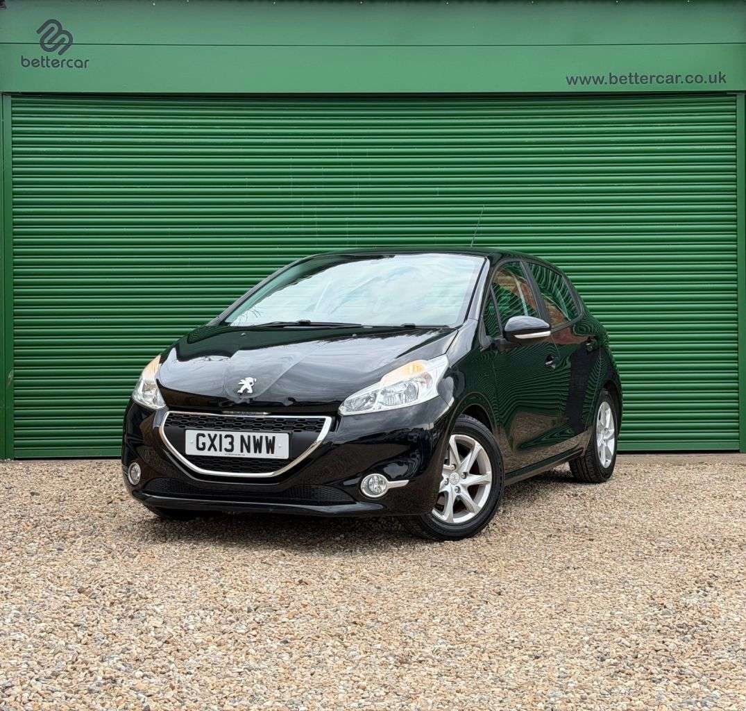 A 2013 PEUGEOT 208 1.4 VTi Active Hatchback 5dr Petrol Manual Euro 5 (95 ps) Electric Window & A 2013 PEUGEOT 208 1.4 VTi Active Hatchback 5dr Petrol Manual Euro 5 (95 ps) Electric Window &