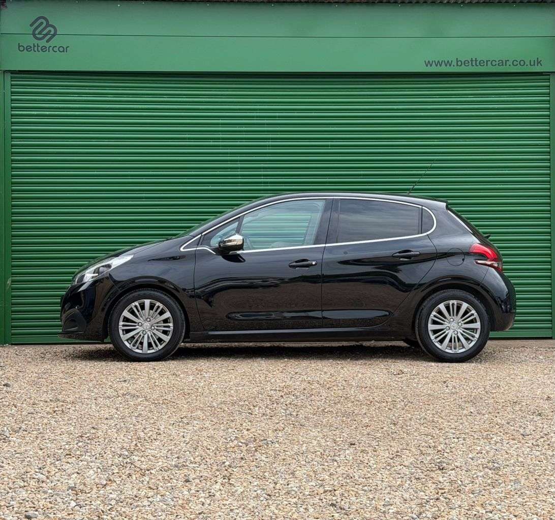 2017 PEUGEOT 208 2017 PEUGEOT 208