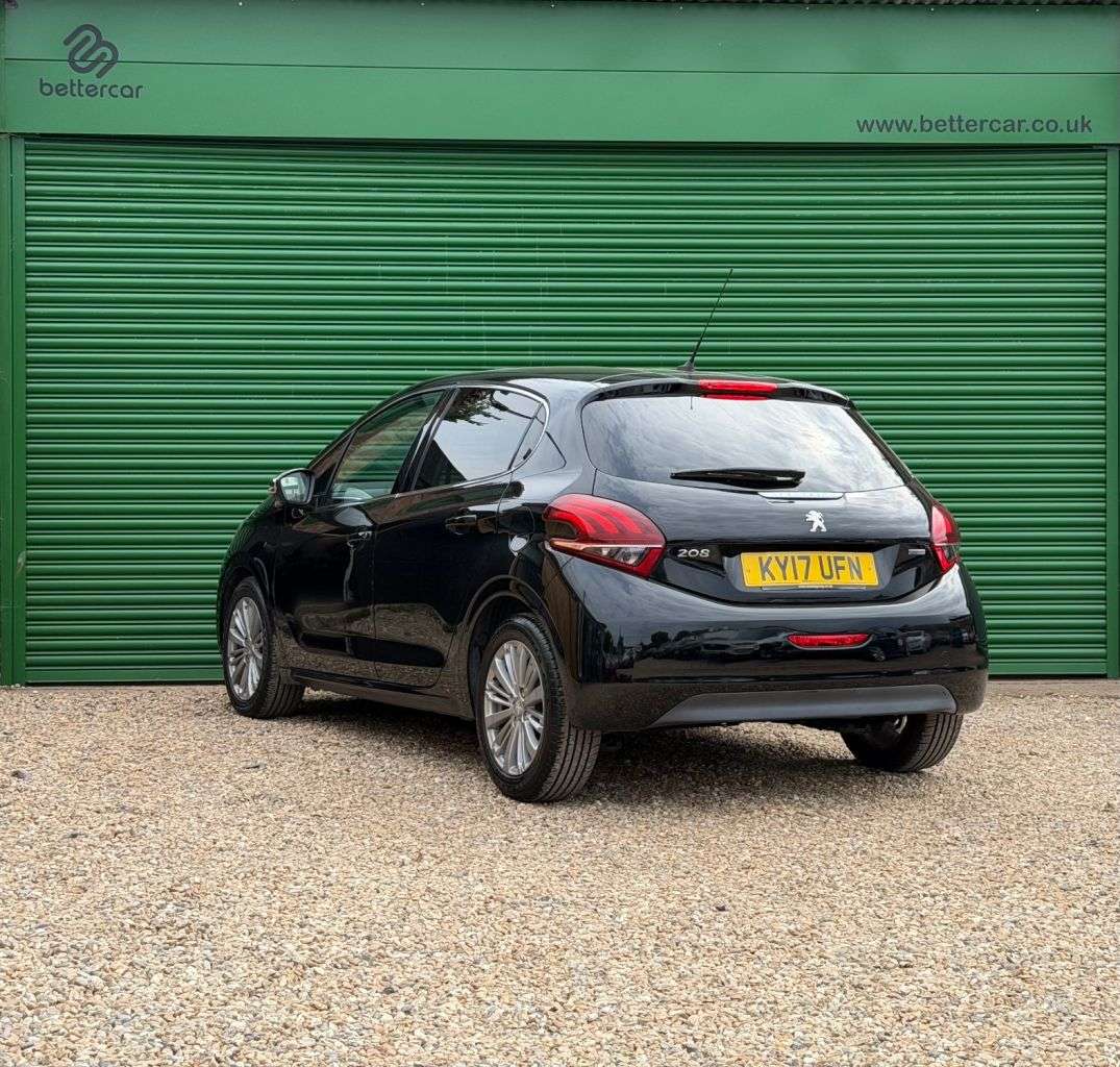 2017 PEUGEOT 208 2017 PEUGEOT 208
