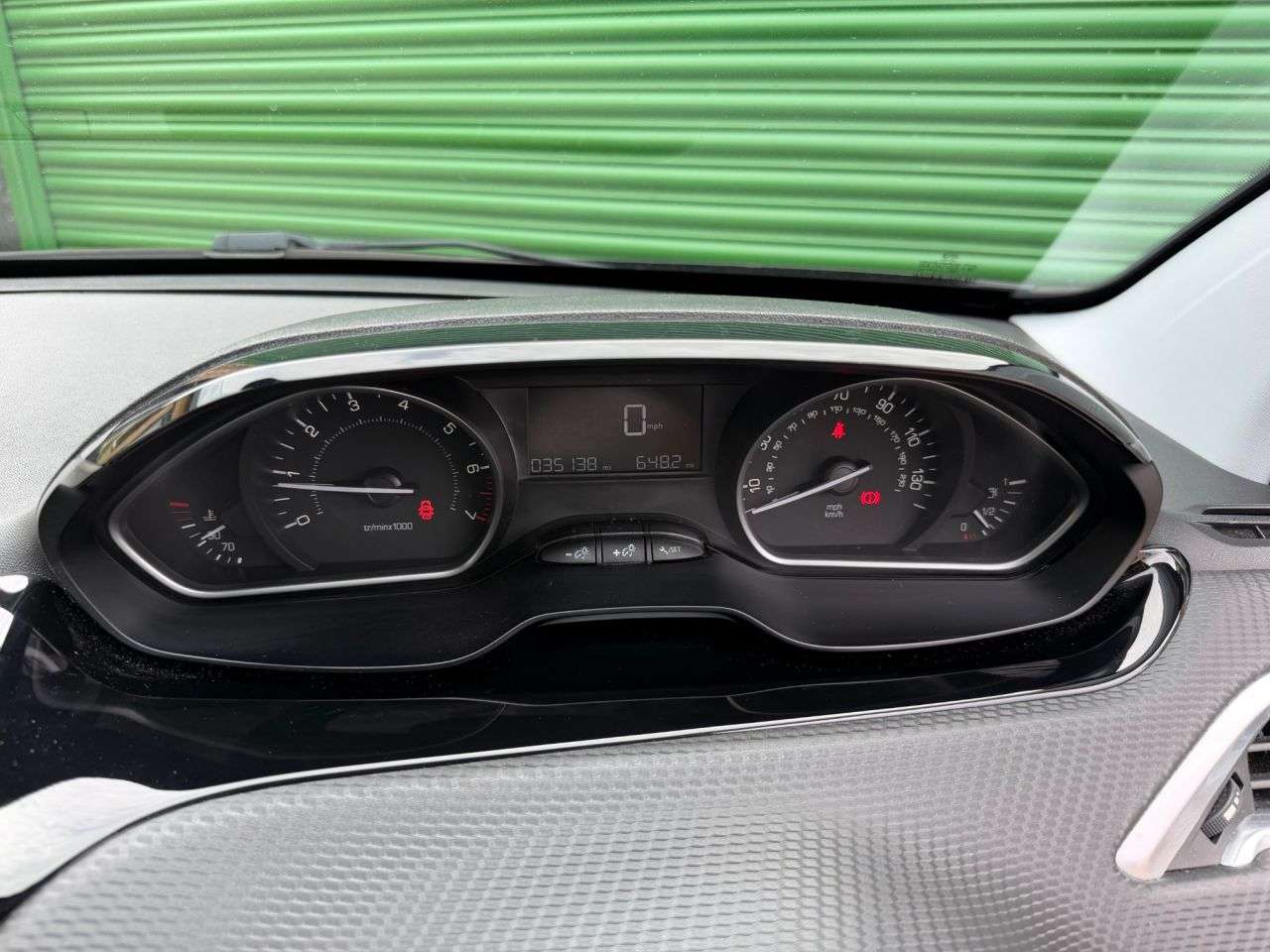 2017 PEUGEOT 208 2017 PEUGEOT 208