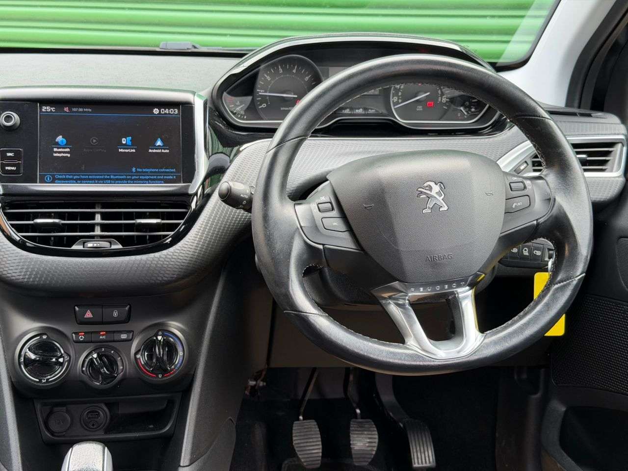 2017 PEUGEOT 208 2017 PEUGEOT 208