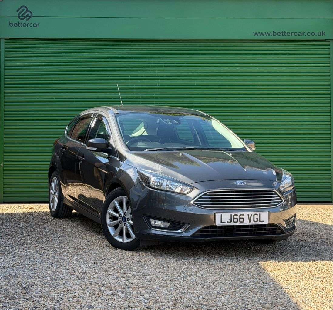 A 2016 FORD FOCUS 1.0T EcoBoost Titanium Hatchback 5dr Petrol Manual Euro 6 (s/s) (125 ps) SA A 2016 FORD FOCUS 1.0T EcoBoost Titanium Hatchback 5dr Petrol Manual Euro 6 (s/s) (125 ps) SA