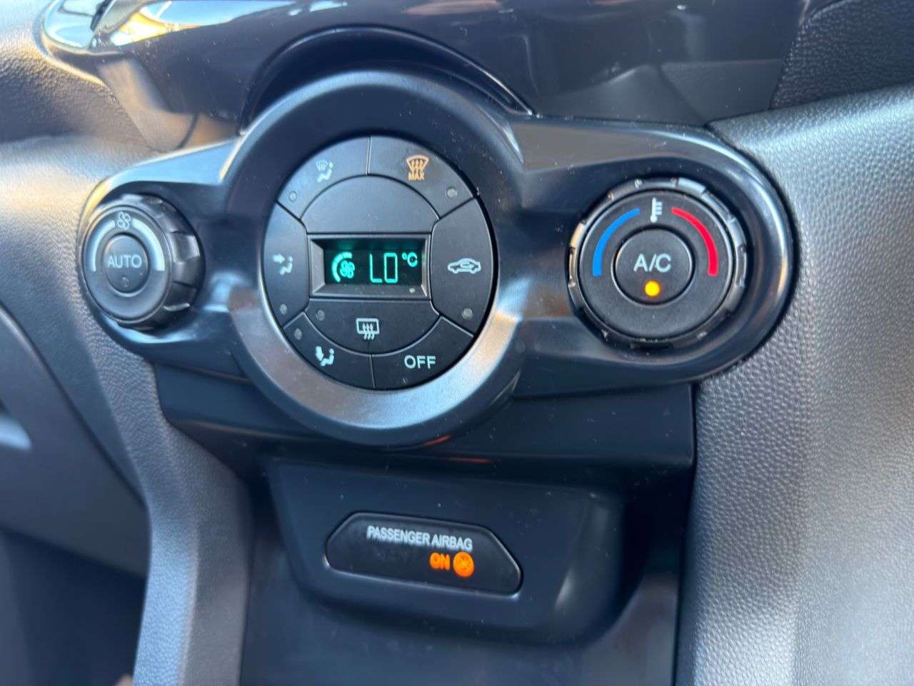 2017 FORD ECOSPORT 2017 FORD ECOSPORT