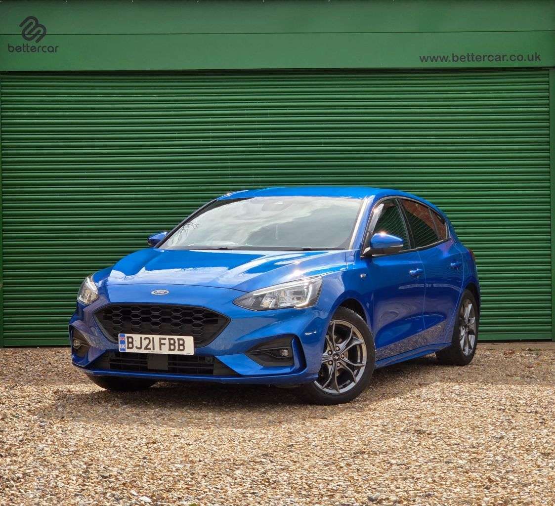 A 2021 FORD FOCUS 1.0T EcoBoost MHEV ST-Line Edition Hatchback 5dr Petrol Manual Euro 6 (s/s) A 2021 FORD FOCUS 1.0T EcoBoost MHEV ST-Line Edition Hatchback 5dr Petrol Manual Euro 6 (s/s)