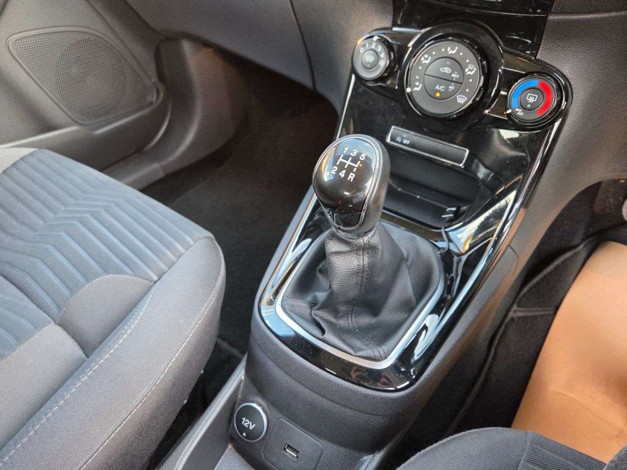 2017 FORD FIESTA 2017 FORD FIESTA
