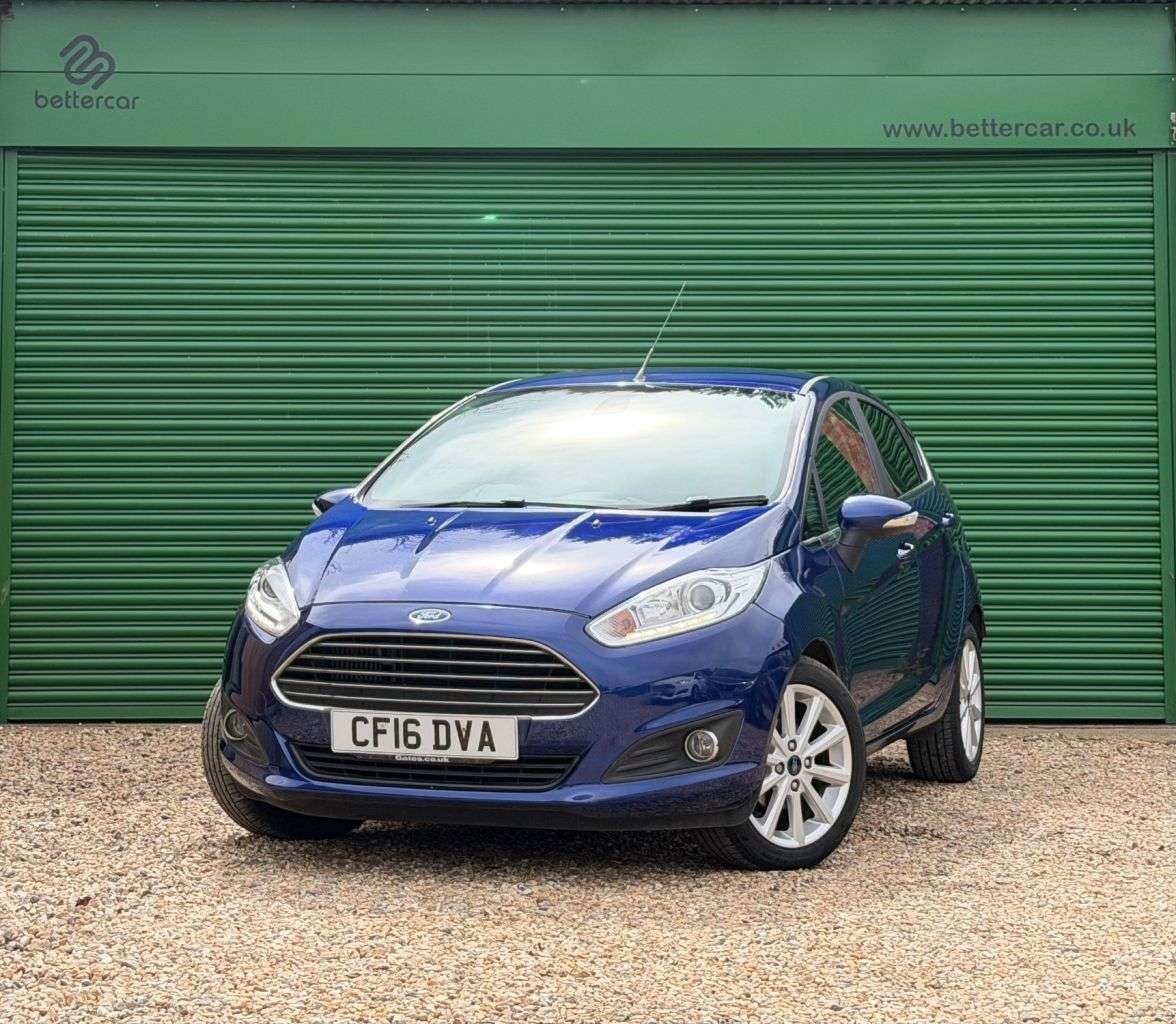 A 2016 FORD FIESTA 1.0T EcoBoost Titanium Hatchback 5dr Petrol Manual Euro 6 (s/s) (125 ps) LO A 2016 FORD FIESTA 1.0T EcoBoost Titanium Hatchback 5dr Petrol Manual Euro 6 (s/s) (125 ps) LO