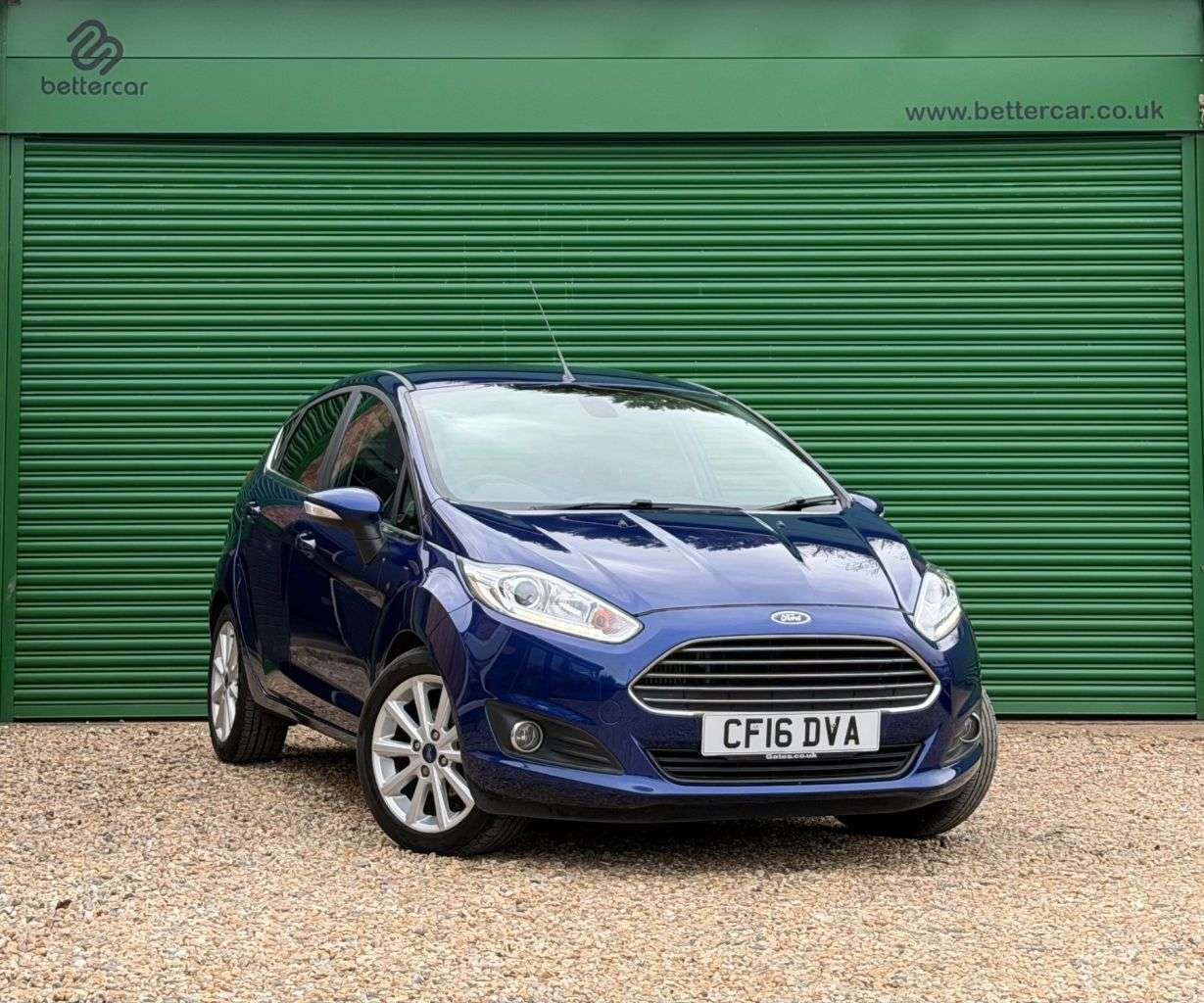 A 2016 FORD FIESTA 1.0T EcoBoost Titanium Hatchback 5dr Petrol Manual Euro 6 (s/s) (125 ps) LO A 2016 FORD FIESTA 1.0T EcoBoost Titanium Hatchback 5dr Petrol Manual Euro 6 (s/s) (125 ps) LO