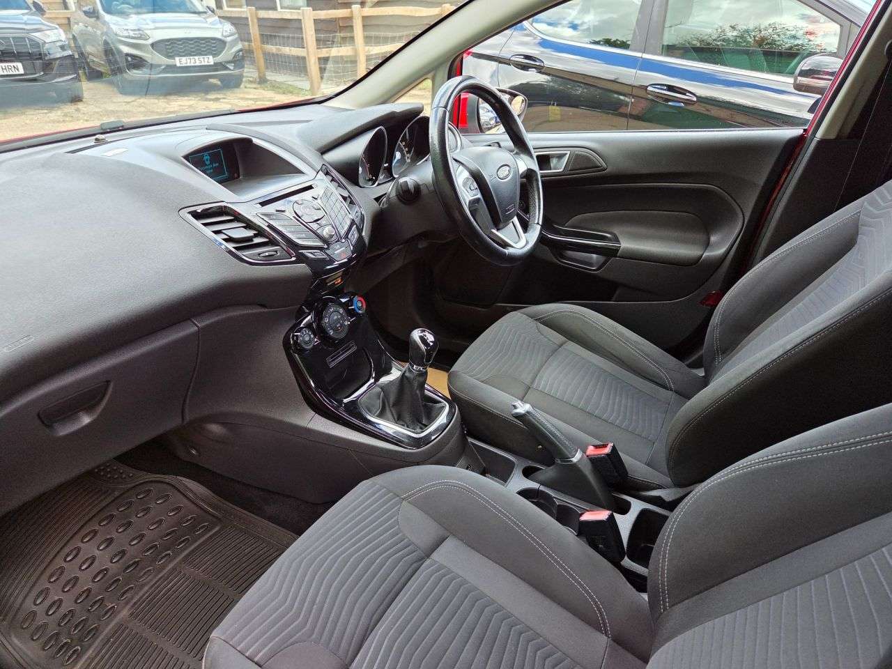 2015 FORD FIESTA 2015 FORD FIESTA