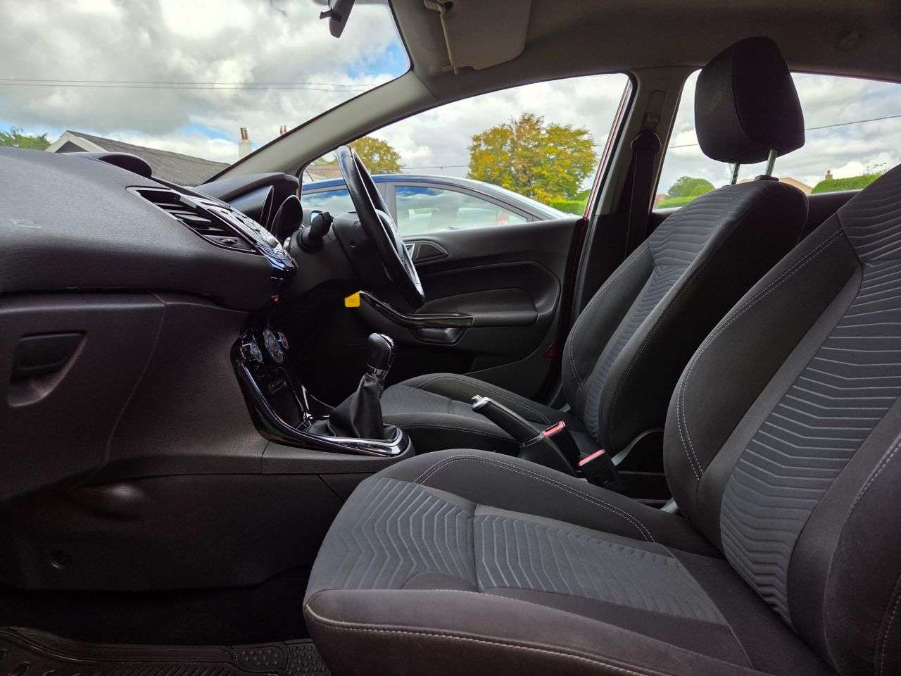 2015 FORD FIESTA 2015 FORD FIESTA